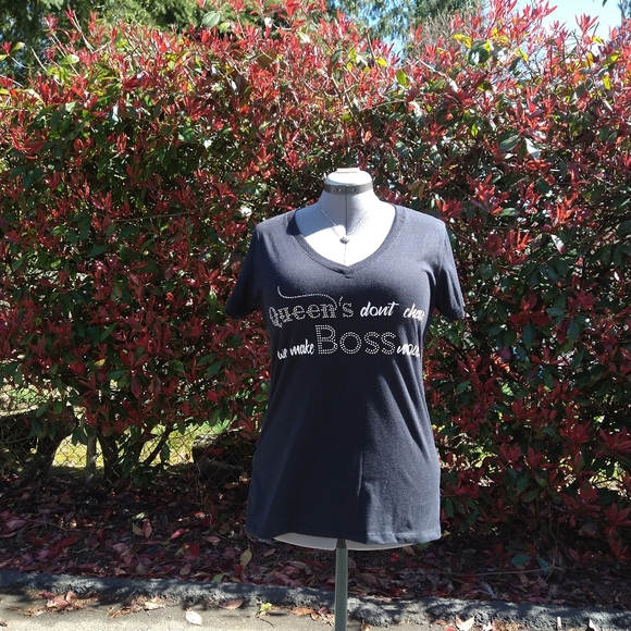 Queen Don't Chase, We Make Boss Moves. - Picture 2 of 4